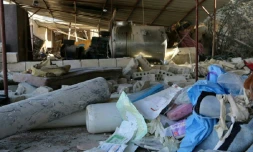 Une image fournie par Médecins sans frontières (MSF) le 16 février 2016 montre des débris dans un hôpital près de Maaret al-Numan, dans le nord de la Syrie, bombardé la veille par ce qui semble devoir être des frappes russes