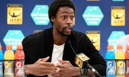 Gaël Monfils lors d'une conférence de presse à Paris-Bercy, le 31 octobre 2016