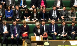 La Première ministre britannique Theresa May s'exprime devant la Chambre des communes, le 13 mars 2019