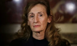 La ministre de la Justice, Nicole Belloubet, s'adresse à la presse aprÚs une réunion avec les syndicats de surveillants de prison au ministÚre de la Justice, le 22 janvier 2018 à Paris