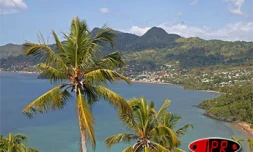 Octobre 2005 - 

Les kwassas kwassas en provenance d'Anjouan accostaient souvent à M'Tzamboro (Nord de Mayotte). Le site étant étroitement surveillé par les autorités françaises, les accostages se font ailleurs