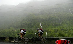 La pluie a une nouvelle fois joué les invitées indésirables tout au long de la 2ème journée du Réunion d'Aventures