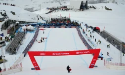 L'aire d'arrivée de la descente féminine de Zermatt-Cervinia, finalement annulée en raison de mauvaises conditions météo, le 19 novembre 2023