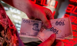 La livre turque en chute libre face au dollar, sur fond de crise diplomatique entre la Turquie et les Etats-Unis
