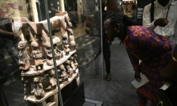 Le trÎne de Cana, l'un des trésors d'Abomey rendus au Bénin par la France, le 18 février 2022 à Cotonou