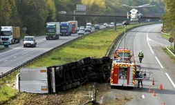 Le nombre de morts sur les routes de France métropolitaine a de nouveau fortement baissé (-9,3%) en juin avec 294 tués, soit 30 de moins que lors du même mois l'an dernier