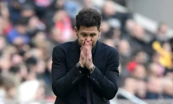 L'entraîneur argentin de l'Atlético de Madrid, Diego Simeone, dépité après le nul concédé face à Leganés, à domicile, le 26 janvier 2020 