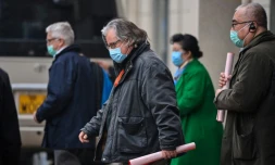 Les membres de l'Ă©quipe de l'Organisation mondiale de la santĂ© (OMS) qui enquĂȘte sur les origines du coronavirus COVID-19 Ă Wuhan, en Chine, le 4 fĂ©vrier 2021.