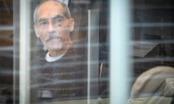 Anwar Raslan, suspecté d'avoir commis des actes de torture en Syrie, arrive au tribunal de Coblence le 23 avril 2020 pour le premier procès au monde des exactions imputées au régime syrien