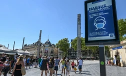Le port du masque obligatoire s'étend tous les jours à davantage de rues à Paris ou, comme ici à Montpellier