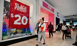 La chasse aux bonnes affaires du "Black Friday" est ouverte vendredi notamment aux Etats-Unis et les experts s'attendent à des réductions importantes sur des produits ciblés