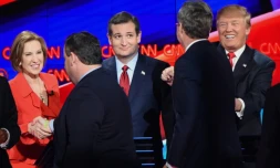 Les candidats à la primaire républicaine, Carly Fiorna, Chris Christie, Ted Cruz, Jeb Bush and Donald Trump le 15 décembre 2015 à Las Vegas