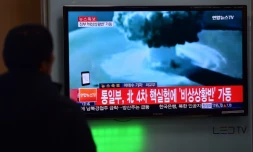 Retransmission télévisée de l'essai de bombe à hydrogène par Pyongyang le 6 janvier 2016