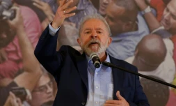 L'ancien président brésilien Luiz Inacio Lula da Silva lors d'une conférence de presse le 10 mars 2021 à Qao Paulo (Brésil)