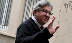 Jean-Luc Melenchon arrive au siĂšge de LFI, Ă Paris, le 3 mai 2022