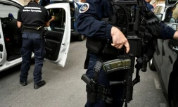 Dix personnes de 17 à 25 ans, soupçonnées de vouloir attaquer des hommes politiques, arrêtées dans le sud-est de la France et en région parisienne