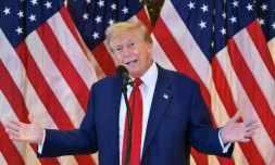 A trois semaines de l'investiture de Donald Trump, la justice civile a confirmé qu'il devra payer cinq millions de dollars à une autrice qu'il avait agressée sexuellement dans les années 1990