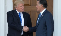 Donald Trump et Mitt Romney à l'issue de leur entrevue le 19 novembre 2016 à Bedminster dans le New Jersey
