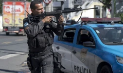 Un policier à Rio de Janeiro, le 17 juillet 2017