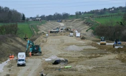 L'autoroute A69 en construction à Teulat, dans le Tarn, le 6 mars 2026