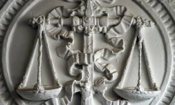 Un psychiatre de l'Isère condamné à 18 mois de prison après un meurtre commis par un de ses patients schizophrène