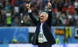 Le sélectionneur Didier Deschamps jubile lors de la qualification de la France en finale du Mondial le 10 juillet 2018