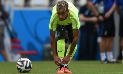 Neymar à l'entraînement avec l'équipe nationale du Brésil le 16 juin 2014 à Fortaleza 