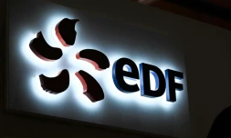 EDF dévoile jeudi ses résultats du 1er semestre, forte du redémarrage de plusieurs de ses réacteurs nucléaires mais toujours contrainte par de gigantesques besoins de financement et une dette abyssale