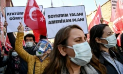 Manifestation devant le consulat américain à Istanbul le 26 avril 2021