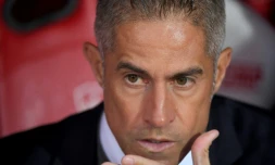L'entraĂźneur de Lyon Sylvinho lors du match de L1 Ă Brest le 25 septembre 2019