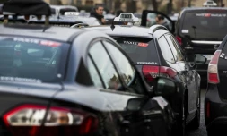 Des taxis manifestent en janvier 2016 Porte Maillot Ă Paris