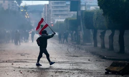 Un manifestant antipouvoir Ă Tripoli au Liban, le 28 janvier 2021