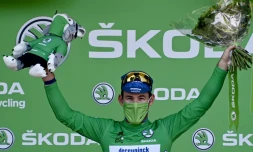 Le Britannique Mark Cavendish vainqueur de la 13e étape du Tour de France, entre Nîmes et Carcassonne, le 9 juillet 2021