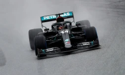 Le pilote Mercedes Lewis Hamilton vainqueur des essais qualificatifs du GP de Styrie sous la pluie, le 11 juillet 2020 à Spielberg
