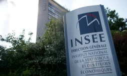 le taux s'est stabilisé au premier trimestre 2016, à 9,9% de la population active en métropole et 10,2% avec l'Outre-mer annonce l'Insee