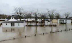 Inondations dans une rue de la commune de Marnay (Haute-Saône), le 7 janvier 2018 après la crue de l'Ognon suite aux intempéries