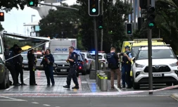 Des policiers sur les lieux d'une fusillade dans le centre d'Auckland, le 20 juillet 2023 en Nouvelle-Zélande