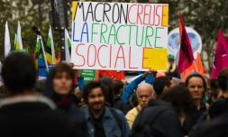 Manifestation à Paris pour dénoncer un gouvernement qui "maltraite" le service public et ses agents, le 10 octobre 2017 