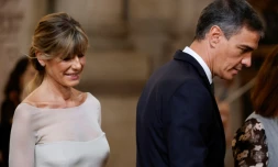 Le Premier ministre espagnol Pedro Sanchez et sa femme Begona Gomez lors d'une cérémonie le 19 juin 2024 à Madrid