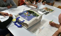 Des détenus de la prison d'Angoulême participent à un atelier de dessin de bande-dessinée, le 7 novembre 2018