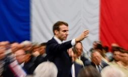 Emmanuel Macron au cours d'un "grand débat", à Greoux-les-Bains, le 7 mars 2019