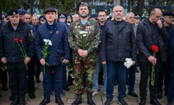 Des vétérans moldaves lors d'une cérémonie à la mémoire des victimes tombées lors de la guerre de sécession de la Transdniestrie, le 2 mars 2024 à Chisinau