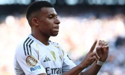 Kylian Mbappé lors du match du Real Madrid contre le Borussia Dortmund en quarts de finale du Mondial des clubs, le 5 juillet 2025 à East Rutherford, dans le New Jersey