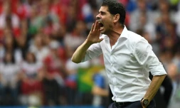 Le sélectionneur de l'Espagne Fernando Hierro lors de la défaite face à la Russie en 8e de finale du Mondial le 1er juillet 2018