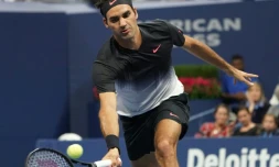 Le Suisse Roger Federer lors de son match du 3e tour de l'US Open face à l'Espagnol Feliciano Lopez, le 2 septembre 2017 à New York