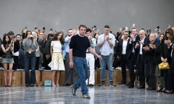 Jonathan Anderson lors de la Fashion Week, à Paris, le 1er octobre 2025