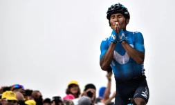 Le Colombien Nairo Quintana remporte en solitaire la 17e étape du Tour de France au sommet du col pyrénéen du Portet, le 25 juillet 2018