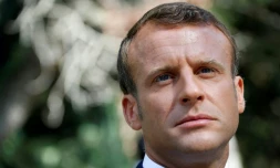 Le président Emmanuel Macron à son arrivée à Saint-Raphaël (Var) le 15 août 2019 pour les célébrations du 75e anniversaire du débarquement de Provence