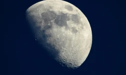 La Lune, le 13 mai 2019, vue depuis Cannes en France
