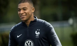 L'attaquant du PSG Kylian Mbappé à l'entraßnement avec l'équipe de France, le 7 octobre 2019 à Clairefontaine-en-Yvelines
